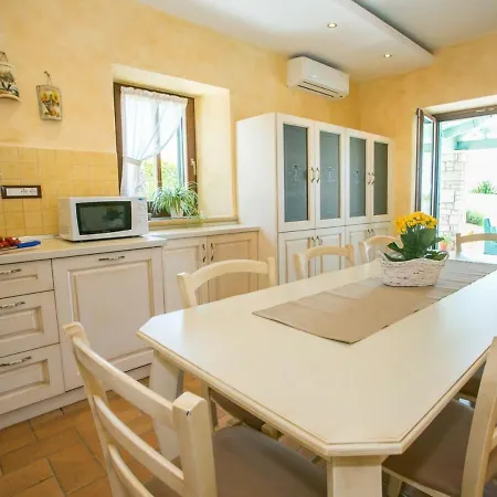 Villa Countryside Romina With Private Heated Pool *