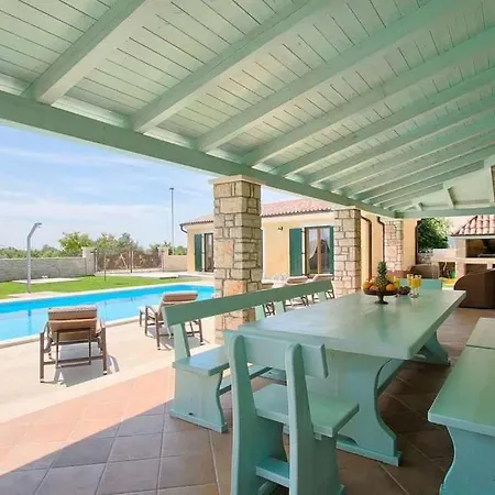 Villa Countryside Romina With Private Heated Pool Radetići