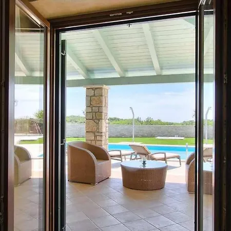 Countryside Romina With Private Heated Pool Villa Radetići