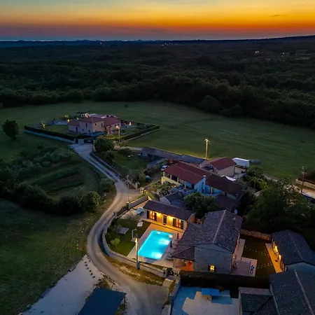 Countryside Romina With Private Heated Pool Villa
