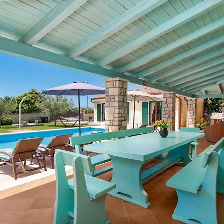 Villa Countryside Romina With Private Heated Pool Radetići